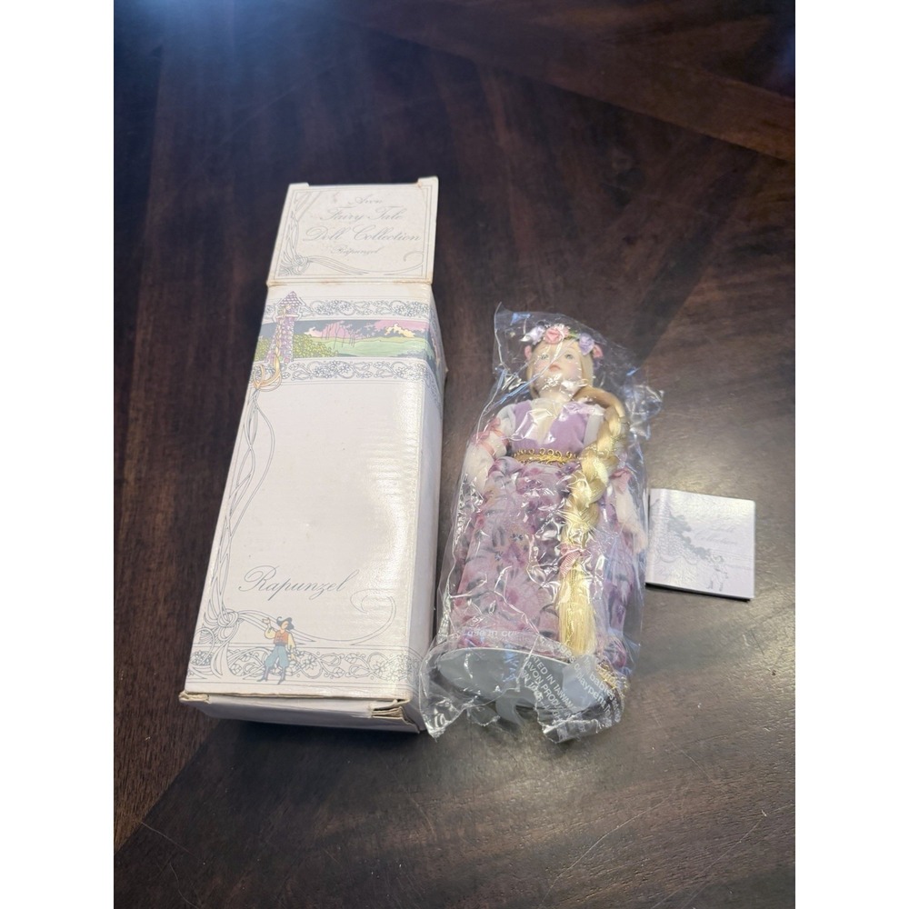 Vintage Avon Collection Fairytale Doll Rapunzel NIB 1986